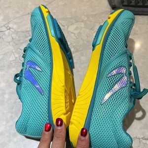 NEW Newton Running Women's Distance 11 Turquoise/Teal